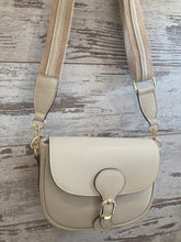 Load image into Gallery viewer, Italian Leather Saddle Bag
