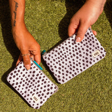 Load image into Gallery viewer, Roka London ‘Dip Dot’ Carnaby Wallet Large
